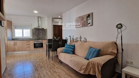 Alquiler de piso en Calle Aljofaina - Photo 3