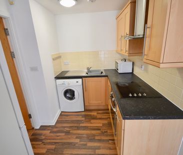 2 bedroom apartment to rent - Photo 3