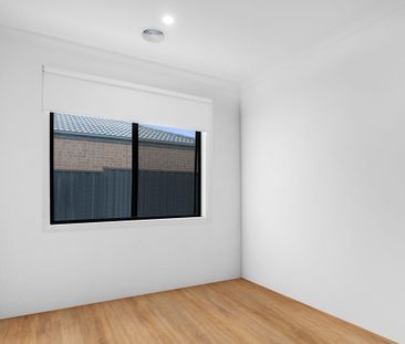 Spacious Family Living in Prime Donnybrook - Comfort, Style & Conve... - Photo 2