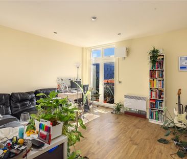 Romford Road, E15 - Photo 5