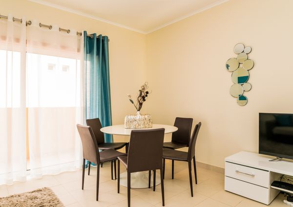APARTMENT - T2 - Conceição Tavira