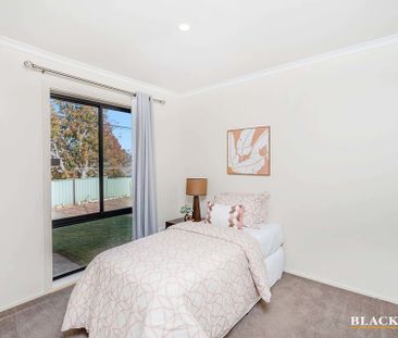 31 Dalley Crescent, Latham ACT 2615 - House For Rent | Domain - Photo 5