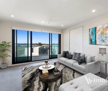 Located in the vibrant heart of Dandenong, this fantastic apartment... - Photo 1