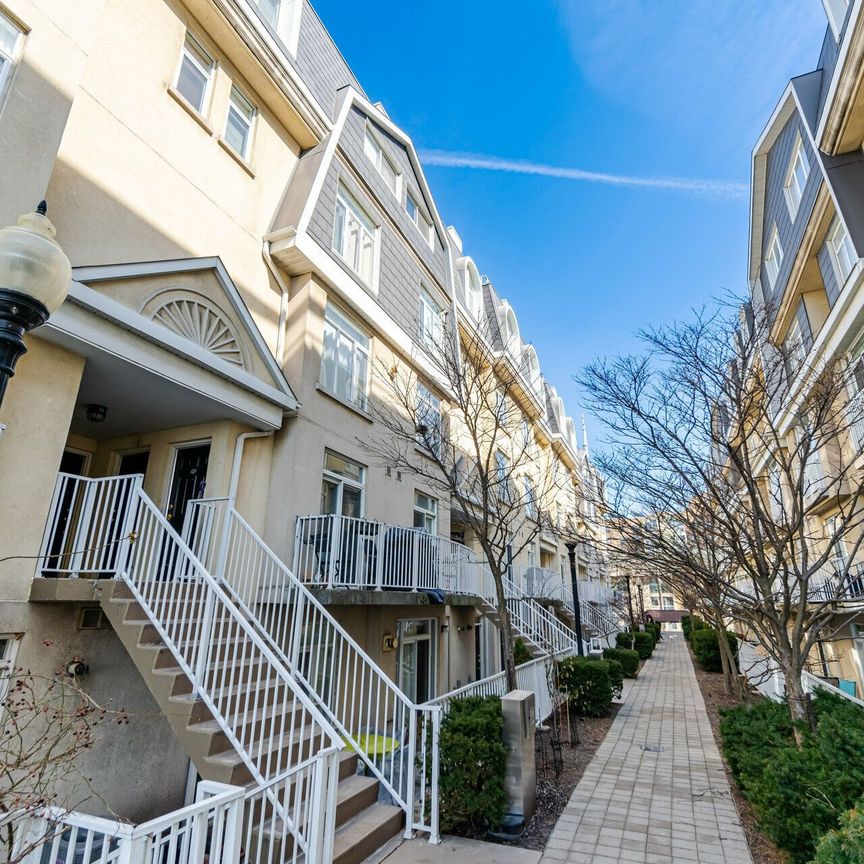 For Lease - 32 Stadium Road Unit# 362, Toronto, Ontario - Photo 1