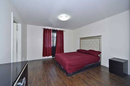 For Lease - 65 Aldonschool Court Unit# main+2nd flr, Ajax, Ontario - Photo 4