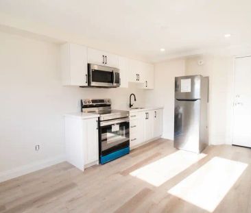 21 Seventh Street — Bachelor - Photo 2