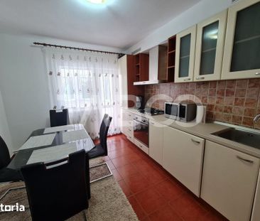 Apartament spatios cu 3 camere si 2 bai plus balcon in zona Central - Photo 2