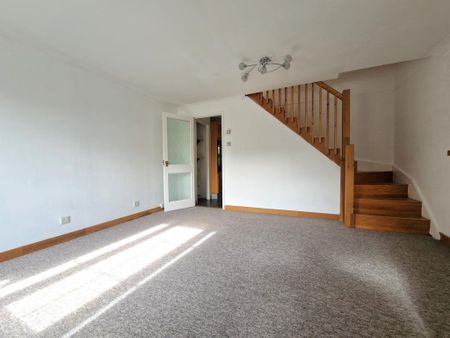 4 bedroom terraced house to rent - Photo 2