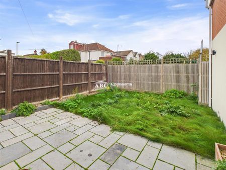 2 bedroom detached house to rent - Photo 5