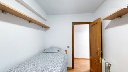 Avinguda Doctor Peset Aleixandre, Valencia, Valencian Community 46025 - Foto 3