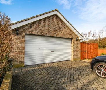 2 bedroom Bungalow To Let - Photo 1