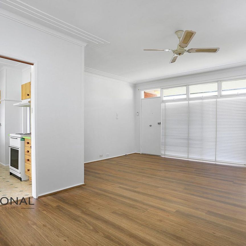 Renovated Four Bedroom Home + Study - Photo 1