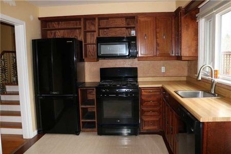 For Lease - 578 Stonecliffe Road, Oakville, Ontario - Photo 4