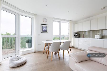 3 bedroom flat to rent - Photo 4