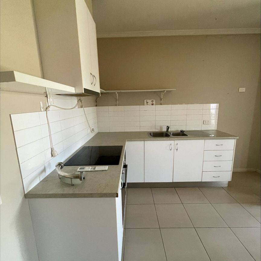 Neat & sweet unit! - Photo 1