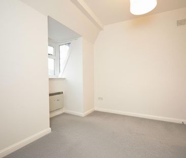 3 bedroom apartment to rent - Photo 4