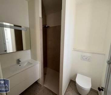 Location Appartement 3 pièces 88m² LA ROCHELLE 17000 - Photo 2