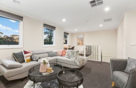 White Picket Fence Beauty - Photo 3