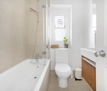 Price £3,100 pcm - Available 10/01/2026 - Furnished - Photo 4