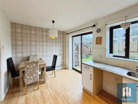 Sunnybank View, Longwood, Huddersfield, HD3 - Photo 3