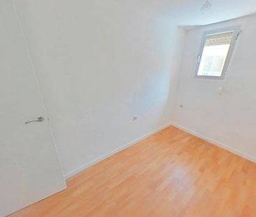 Piso de alquiler en Amposta - Photo 2