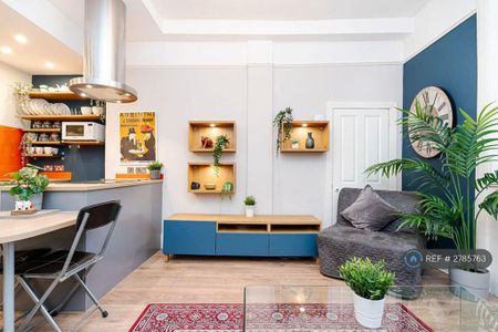 1 bedroom flat to rent - Photo 5