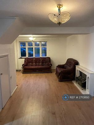 3 bedroom terraced house to rent - Photo 1