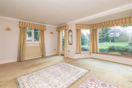 4 bed House - Detached To Let - Photo 3