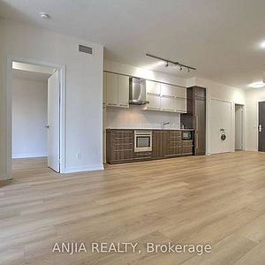 2+1 Bed & 2 Bath - 770 Bay St - Photo 2