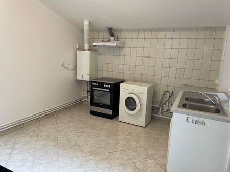 SPACIEUX T1 BIS AU RDC PLEIN SUD EN CENTRE VILLE - Photo 5