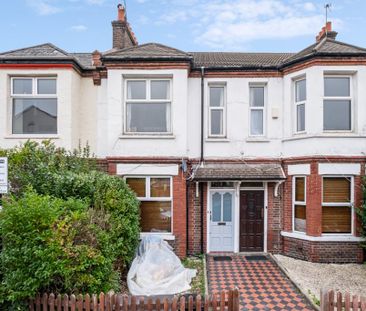 3 bedroom flat to rent - Photo 2