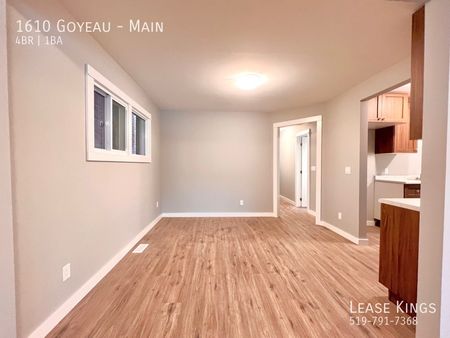 Completely Renovated 4 Bedroom 1 Bathroom Main Floor Unit - Photo 4