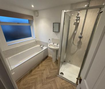 3 bedroom semi-detached house to rent - Photo 5