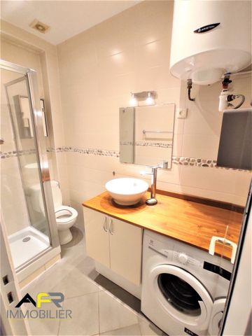 Appartement Paris 2 pièce(s) 32 m2, - Photo 5