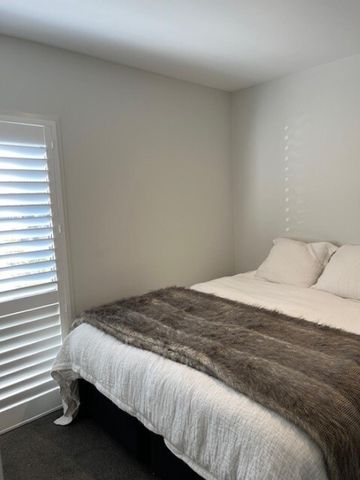 Stunning home in Jack's Point - Photo 2