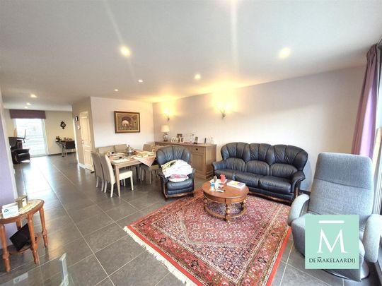 Appartement met 2 slaapkamers en zeer ruim terras - Photo 1