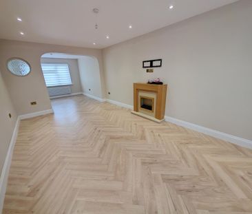 3 bedroom end of terrace house to rent - Photo 4