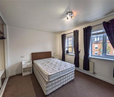 3 bedroom terraced house to rent - Photo 4