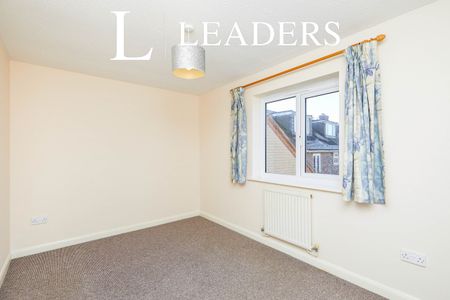 2 bedroom house to rent Woodgate Drive, Chellaston, Derby, DE73 - Photo 3