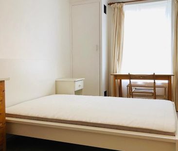 4 bedroom terraced house to rent - Photo 6