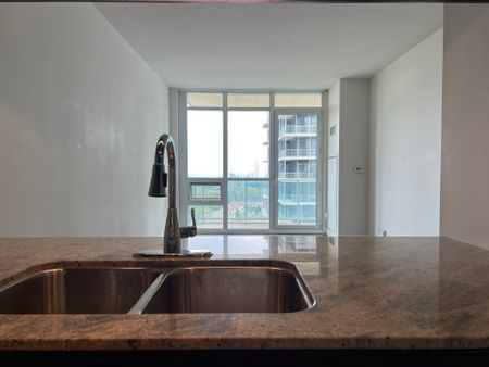 For Lease - 1055 Southdown Road Unit# 1309, Mississauga, Ontario - Photo 3