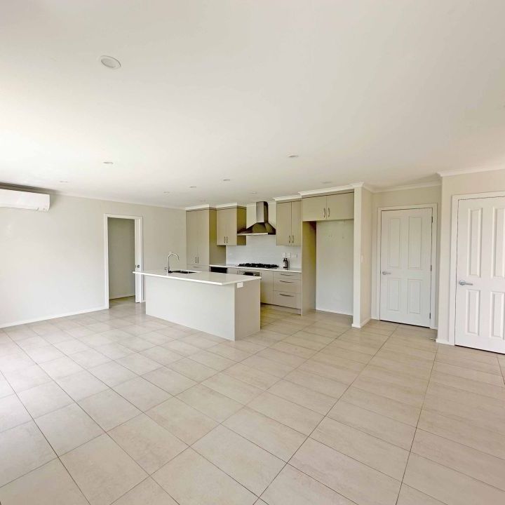 84B Holland Road, 3214, Fairfield - Photo 1