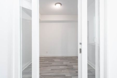 For Lease - 90 Absolute Avenue Unit# 407, Mississauga, Ontario - Photo 4