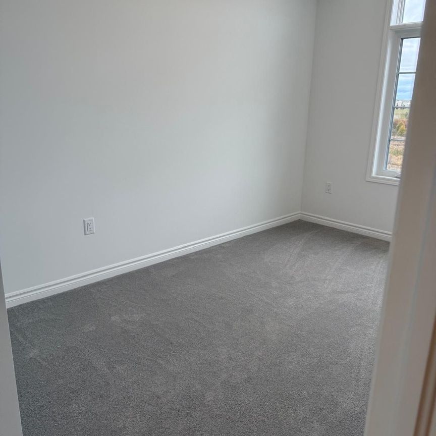 For Lease - 29 Yellow Rail Crescent, Brampton, Ontario - Photo 1