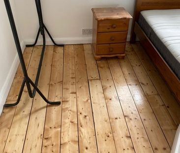 2 Bed Flat, St Georges Court, SE1 - Photo 1