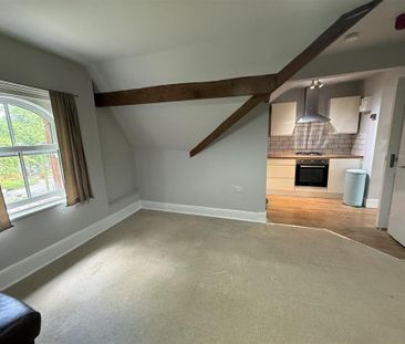 1 bedroom flat to rent - Photo 2