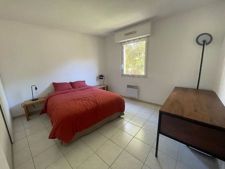 Location appartement 3 pièces, 64.14m², Nîmes - Photo 3