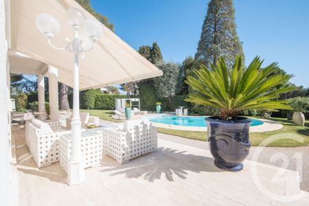 Location Maison 9 pièces 254m² ST JEAN CAP FERRAT 06230 - Photo 2