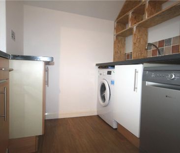 Woodbridge Road, Guildford, Surrey, GU1 4RJ - Photo 2