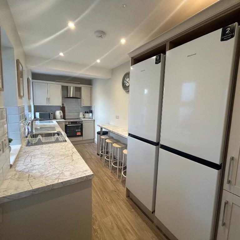 Ulsterville Gardens, Belfast, BT9 7BA - Photo 1